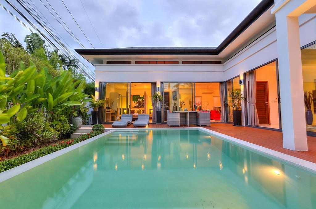 Baan Isawan Pool Villa Rawai Exterior foto